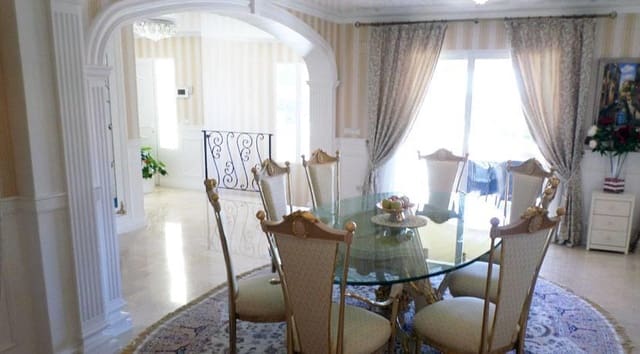 6 Zimmer Villa zu verkaufen in La Sella mit Pool - 1.490.000 € (Ref: 3731507)