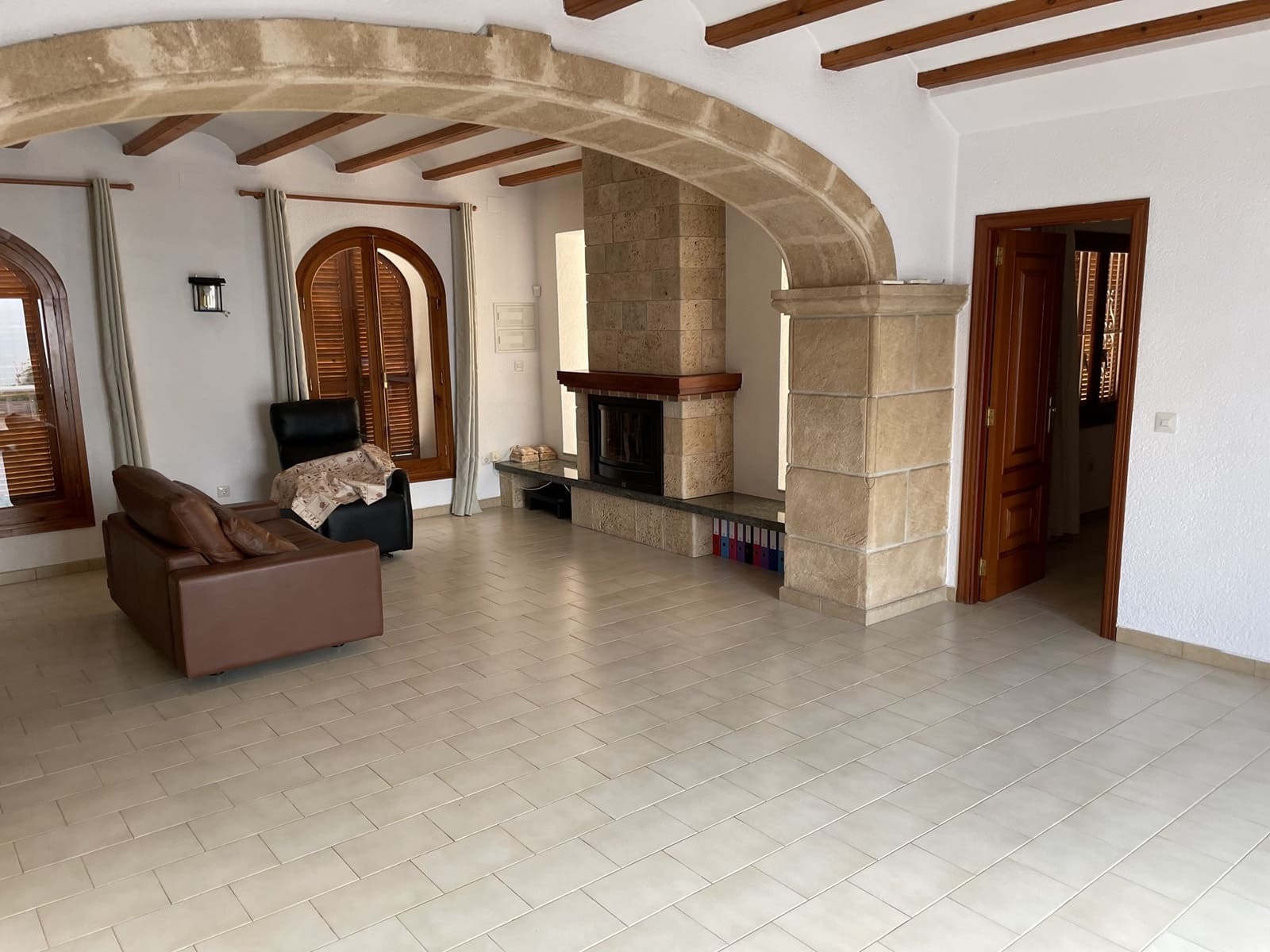 6 bedroom Villa for rent in Pedreguer with pool garage - € 3,500 (Ref: 4989200)