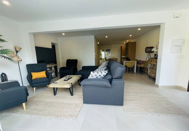 3 Zimmer Villa zu verkaufen in Dénia mit Pool - 785.000 € (Ref: 7627481)