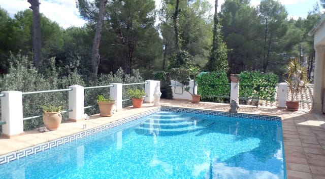4 bedroom Finca/Country House for sale in Pedreguer with pool - € 698,999 (Ref: 8117154)