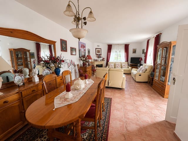 2 soveværelse Villa til salg i Ráfol de Almunia - € 285.000 (Ref: 8238537)