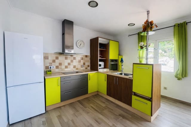 3 makuuhuone Huvila myytävänä paikassa La Sella mukana uima-altaan - 475 000 € (Ref: 8337270)