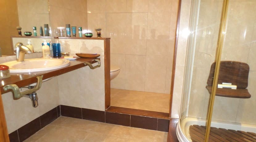 4 Zimmer Villa zu verkaufen in Denia mit Pool - 1.190.000 € (Ref: 8393238)