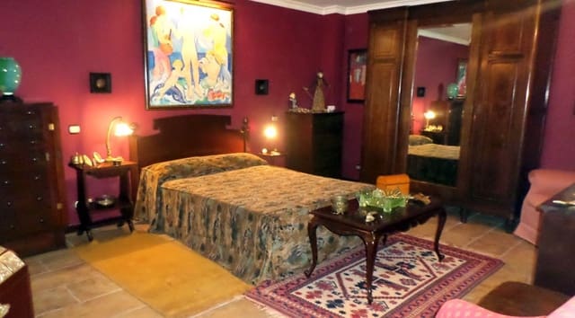 4 Zimmer Villa zu verkaufen in Dénia mit Pool - 1.190.000 € (Ref: 8393238)