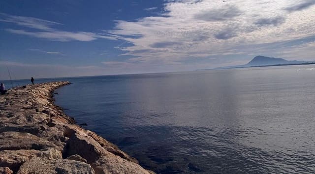 Casa de 3 habitaciones en Dénia en venta con piscina - 395.000 € (Ref: 8637297)