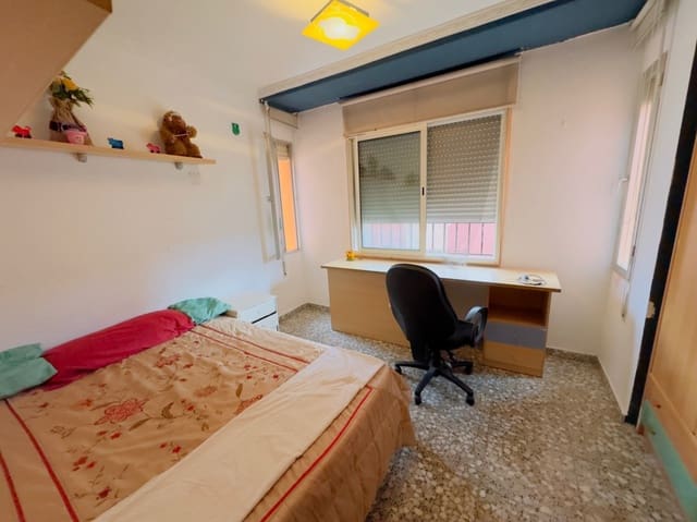 4 soveværelse Lejlighed til salg i Pedreguer - € 170.000 (Ref: 8681035)