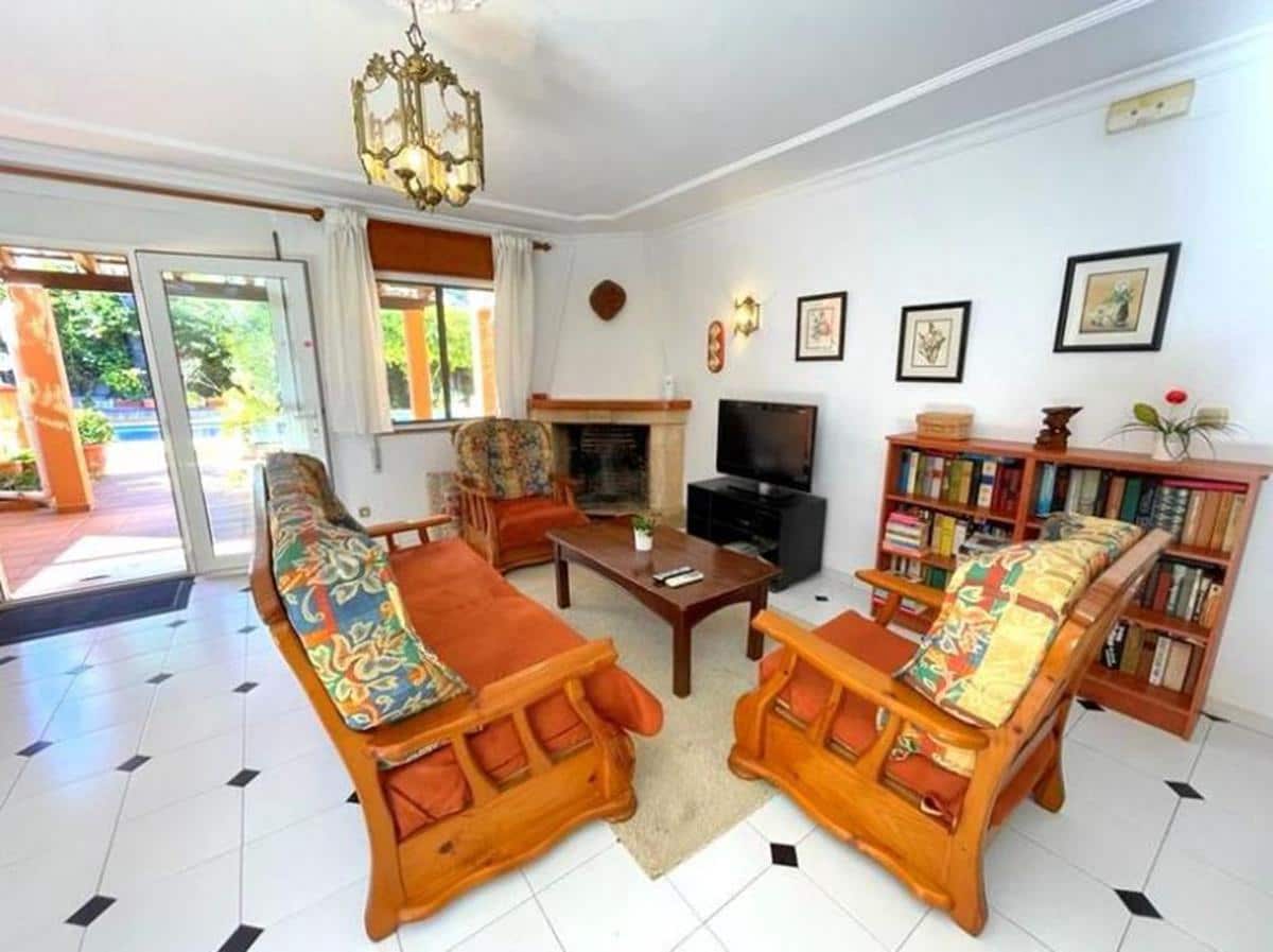 7 sypialnia Willa na sprzedaż w Denia z basenem - 499 000 € (Ref: 8687146)