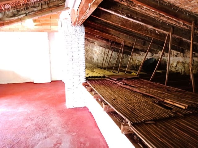 5 bedroom Townhouse for sale in Benidoleig - € 177,000 (Ref: 8688198)