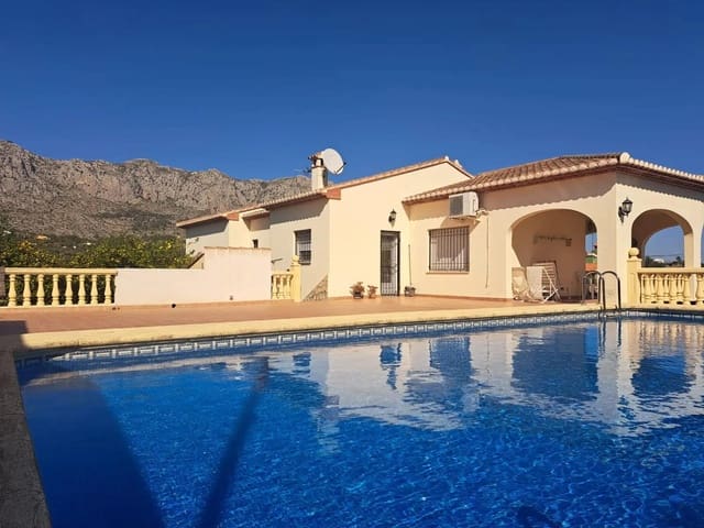 4 sypialnia Willa na sprzedaż w Beniarbeig z basenem - 495 000 € (Ref: 8823595)