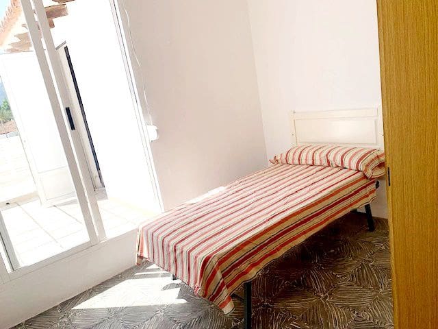 5 camera da letto Villetta Bifamiliare in vendita in Denia - 365.000 € (Rif: 8842355)