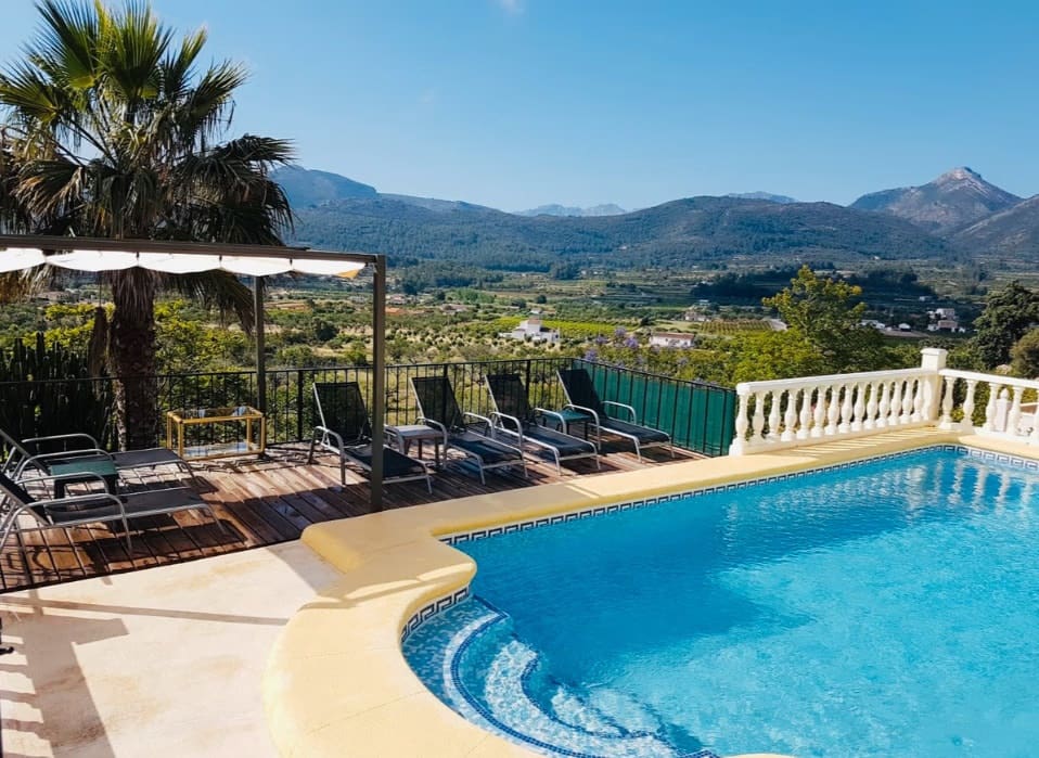 4 chambre Villa/Maison à vendre à Jalon / Xalo avec piscine - 450 000 € (Ref: 8842384)