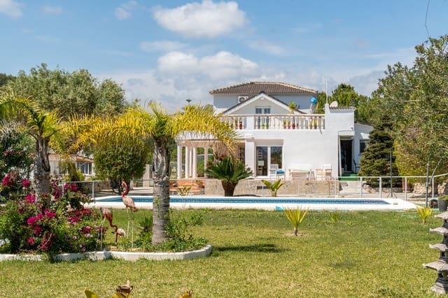4 soveværelse Finca/Landehus til salg i Beniarbeig med swimmingpool - € 850.000 (Ref: 8953284)