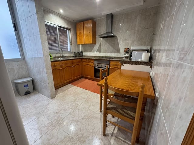 Appartement de 4 chambres à louer à Ondara - 950 € (Ref: 8983094)