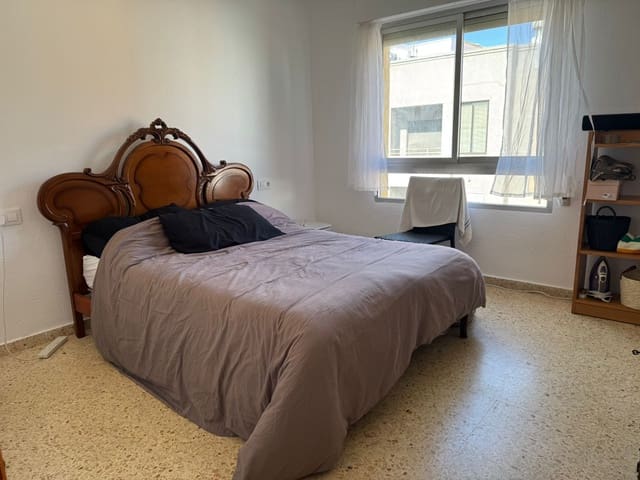 Appartement de 4 chambres à louer à Ondara - 950 € (Ref: 8983094)