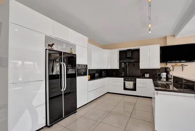 7 slaapkamer Villa te koop in Moraira, Teulada-Moraira met zwembad - € 1.599.000 (Ref: 9084607)