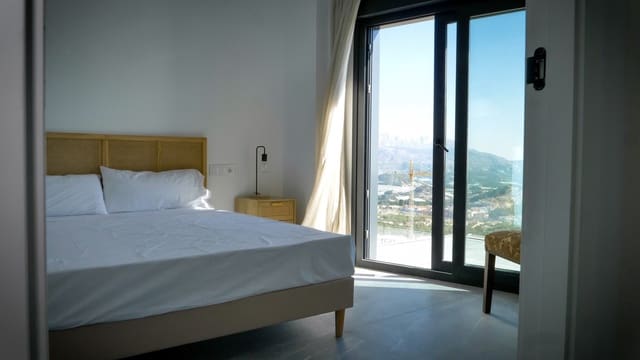 Chalet de 3 habitaciones en Polop en venta con piscina - 485.279 € (Ref: 9092685)