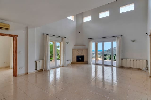 4 bedroom Villa for sale in La Sella with pool - € 995,000 (Ref: 9188848)