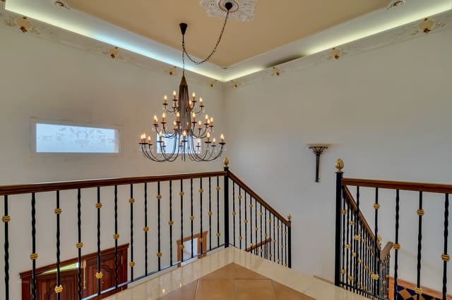 4 bedroom Villa for sale in La Sella with pool - € 995,000 (Ref: 9188848)