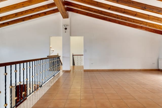 4 bedroom Villa for sale in La Sella with pool - € 995,000 (Ref: 9188848)