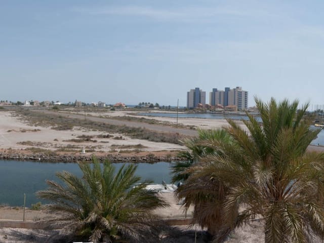 3 soveværelse Villa til salg i La Manga del Mar Menor med swimmingpool - € 780.000 (Ref: 9374456)