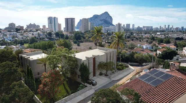 3 soverom Villa til salgs i Calpe / Calp med svømmebasseng - € 1 099 000 (Ref: 9374464)