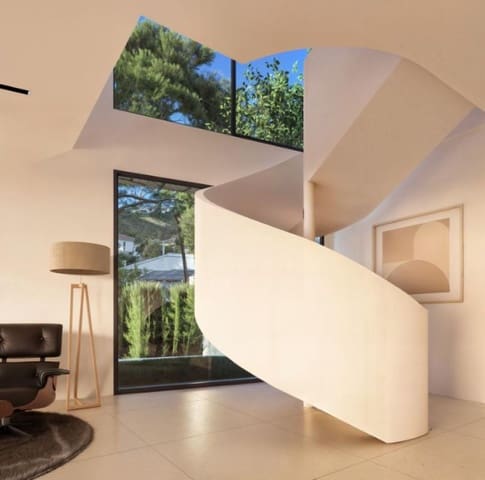 4 soveværelse Villa til salg i Moraira, Teulada-Moraira med swimmingpool - € 2.300.000 (Ref: 9374482)