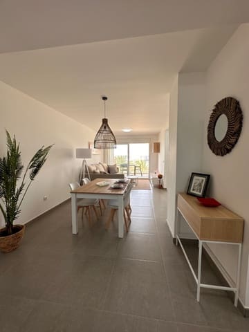 2 soveværelse Lejlighed til salg i La Manga del Mar Menor med swimmingpool - € 213.259 (Ref: 9374484)