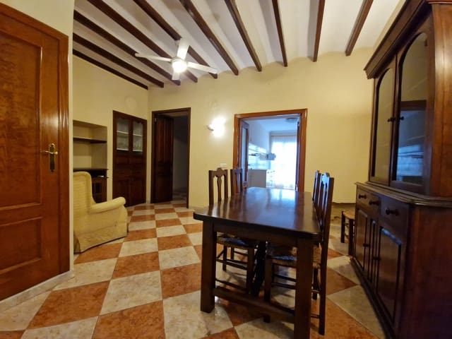 6 bedroom Townhouse for sale in Ondara - € 199,000 (Ref: 9401813)