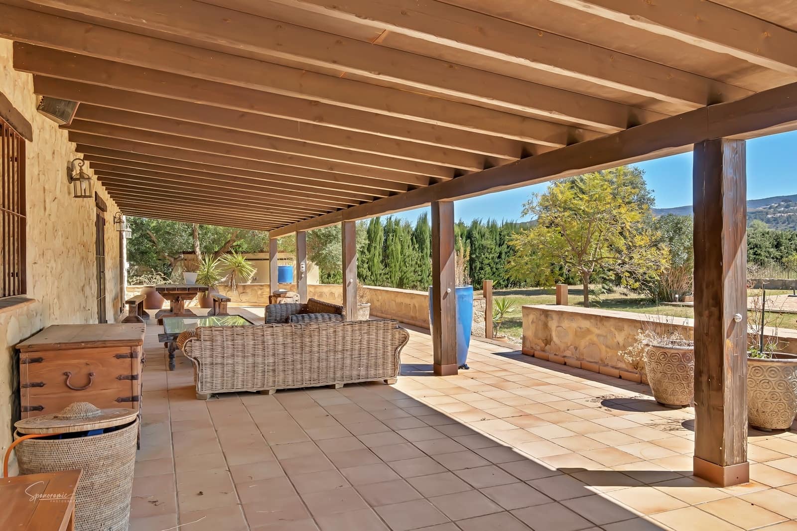 5 soveværelse Finca/Landehus til salg i Benidoleig med swimmingpool - € 1.495.000 (Ref: 9415073)