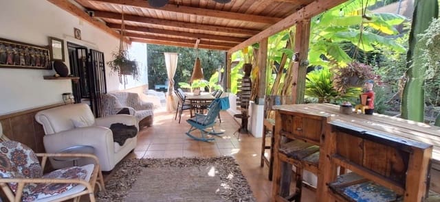 2 soveværelse Finca/Landehus til salg i Oliva med swimmingpool - € 259.000 (Ref: 9500664)