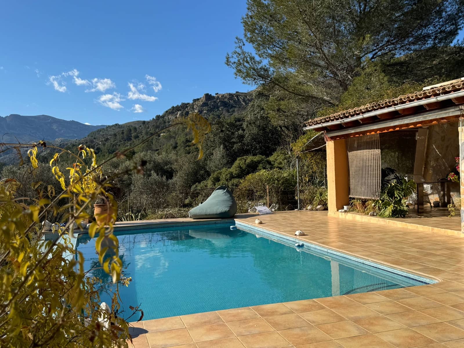 4 soveværelse Finca/Landehus til salg i Castell de Castells med swimmingpool - € 485.000 (Ref: 9511892)