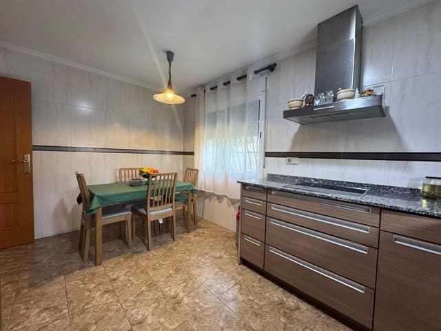 3 makuuhuone Huvila myytävänä paikassa Dénia - 449 000 € (Ref: 9516587)