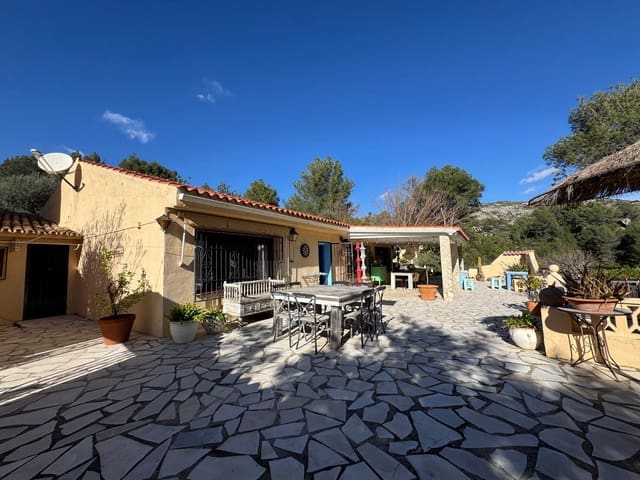 5 bedroom Villa for sale in Castell de Castells with pool - € 570,000 (Ref: 9539469)