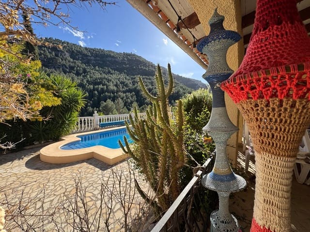 5 bedroom Villa for sale in Castell de Castells with pool - € 570,000 (Ref: 9539469)