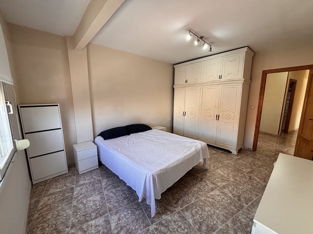 2 soverom Leilighet til leie i Ondara - € 800 (Ref: 9580115)