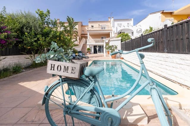 4 Zimmer Haus zu verkaufen in Oliva mit Pool - 450.000 € (Ref: 9656830)