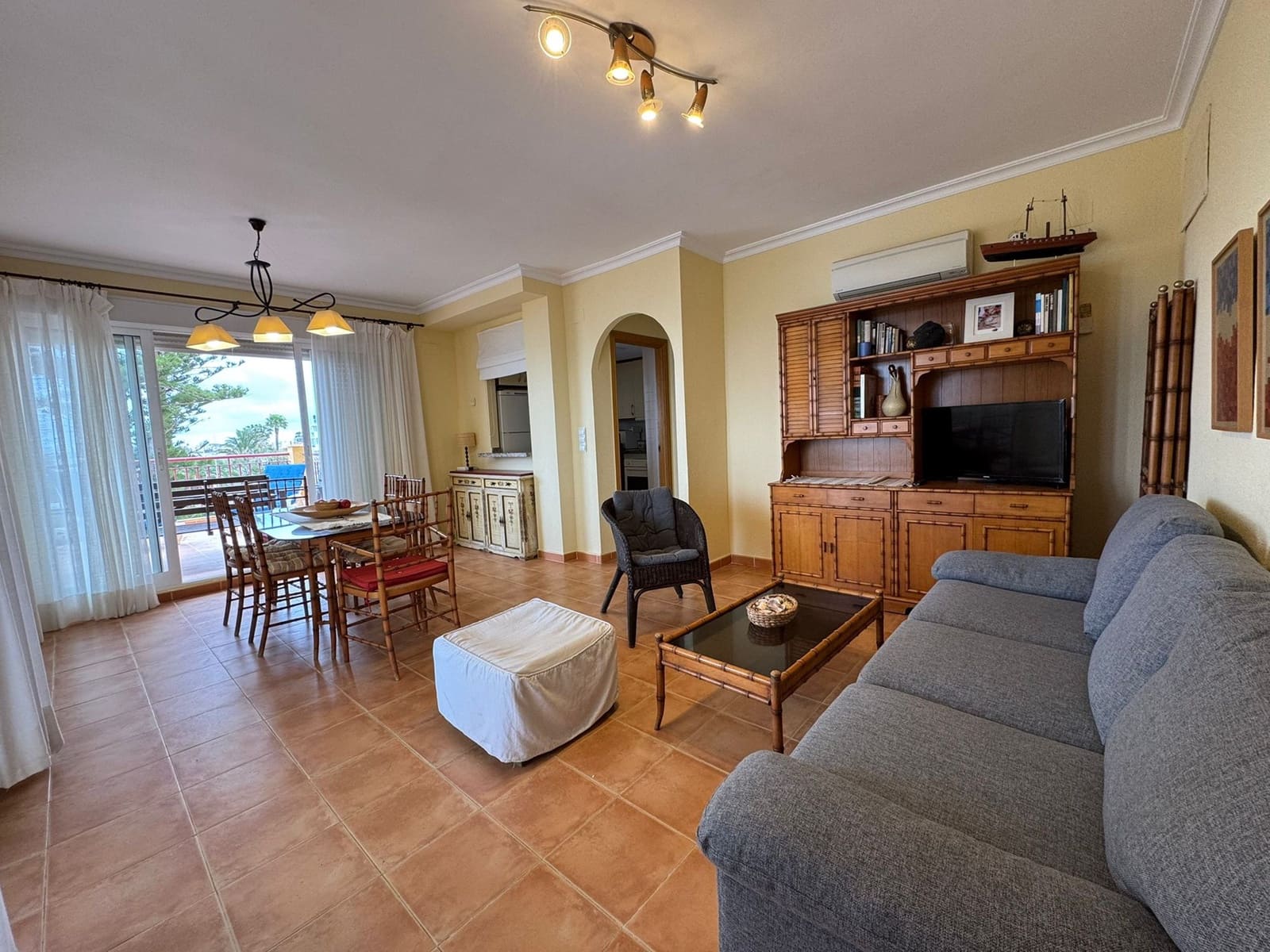 2 camera da letto Appartamento da affittare in Denia con piscina - 900 € (Rif: 9670983)