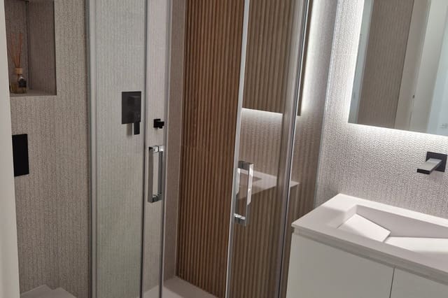 2 quarto Apartamento para venda em Dénia com piscina - 355 000 € (Ref: 9713931)