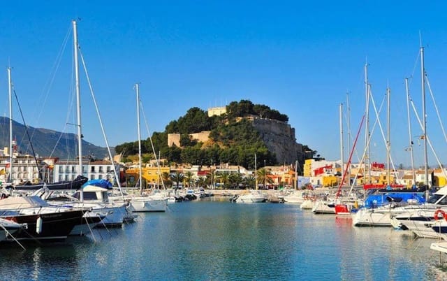 3 soverom Hus til salgs i Dénia med svømmebasseng - € 395 000 (Ref: 9713938)