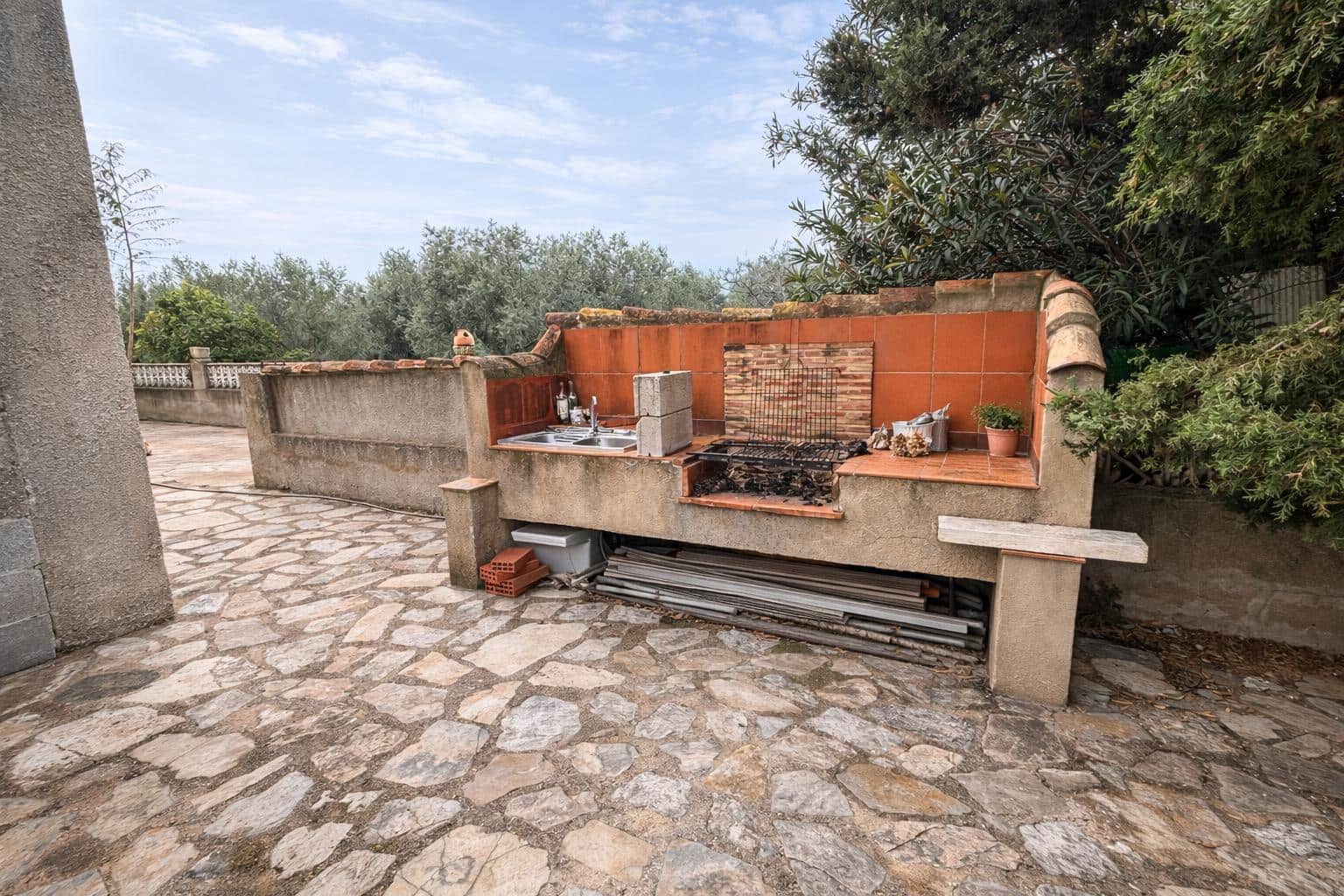 2 bedroom Finca/Country House for sale in Beniarbeig with pool - € 250,000 (Ref: 9713969)