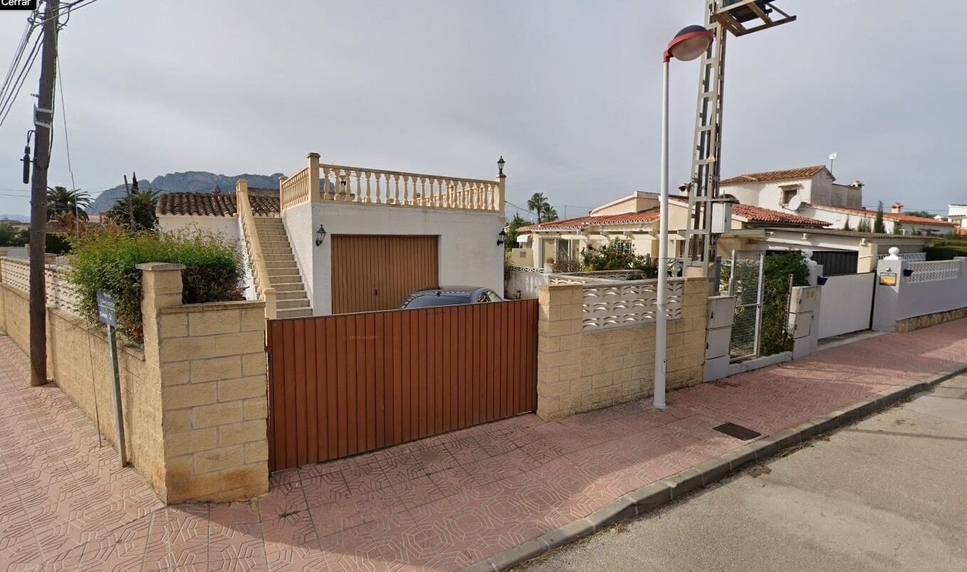 2 bedroom Villa for sale in Els Poblets with pool - € 349,000 (Ref: 9793202)