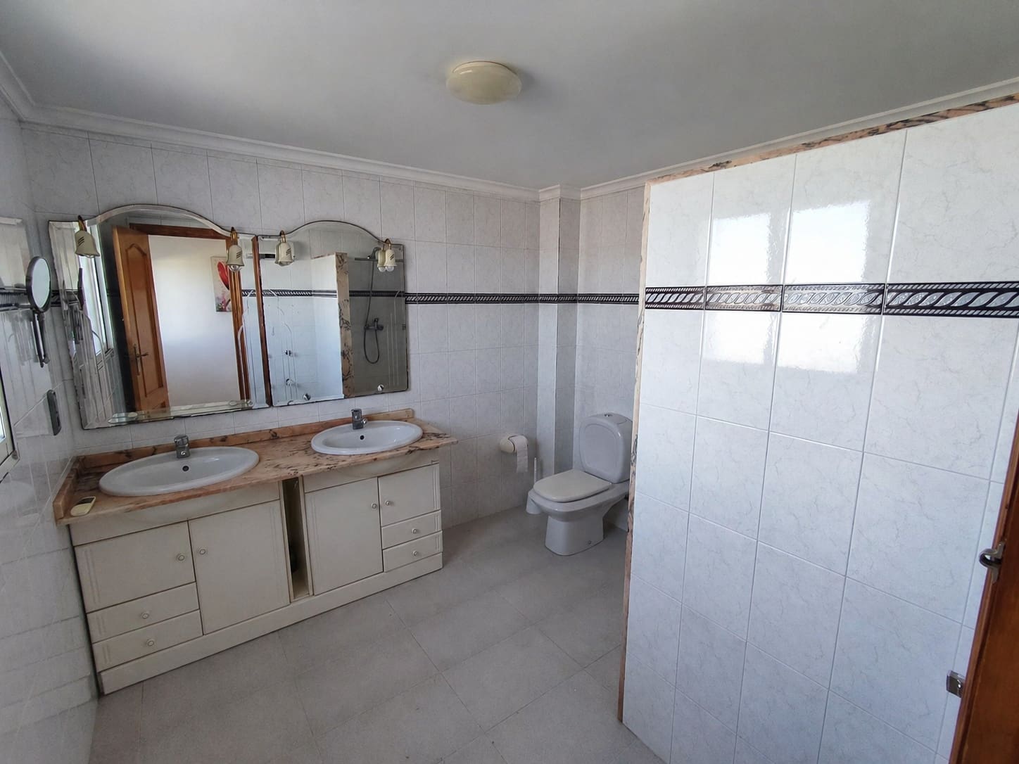 Casa de 3 habitaciones en Els Poblets en venta con piscina - 385.000 € (Ref: 9810426)