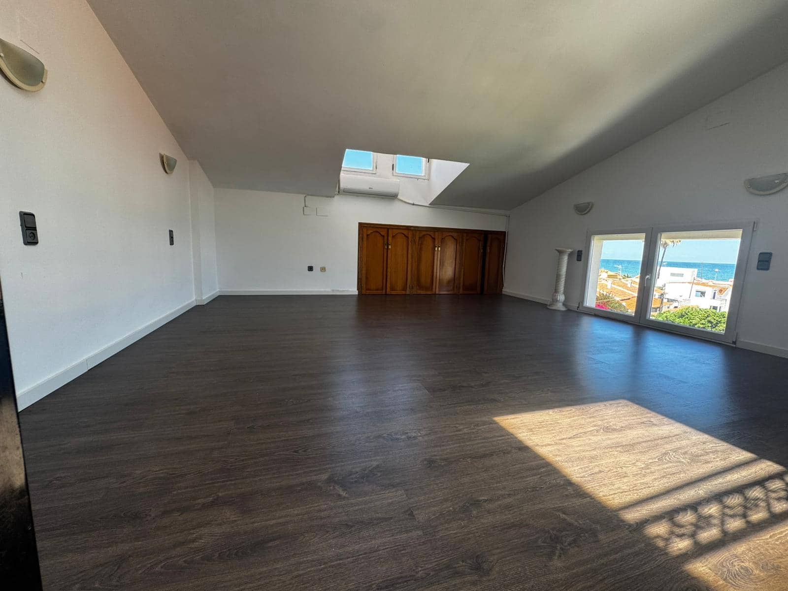 3 bedroom Townhouse for sale in Els Poblets - € 389,000 (Ref: 9810426)