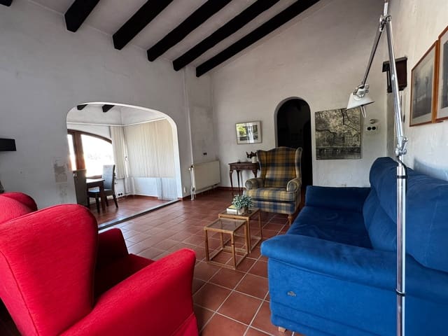 2 soverom Villa til salgs i Orba - € 330 000 (Ref: 9967097)