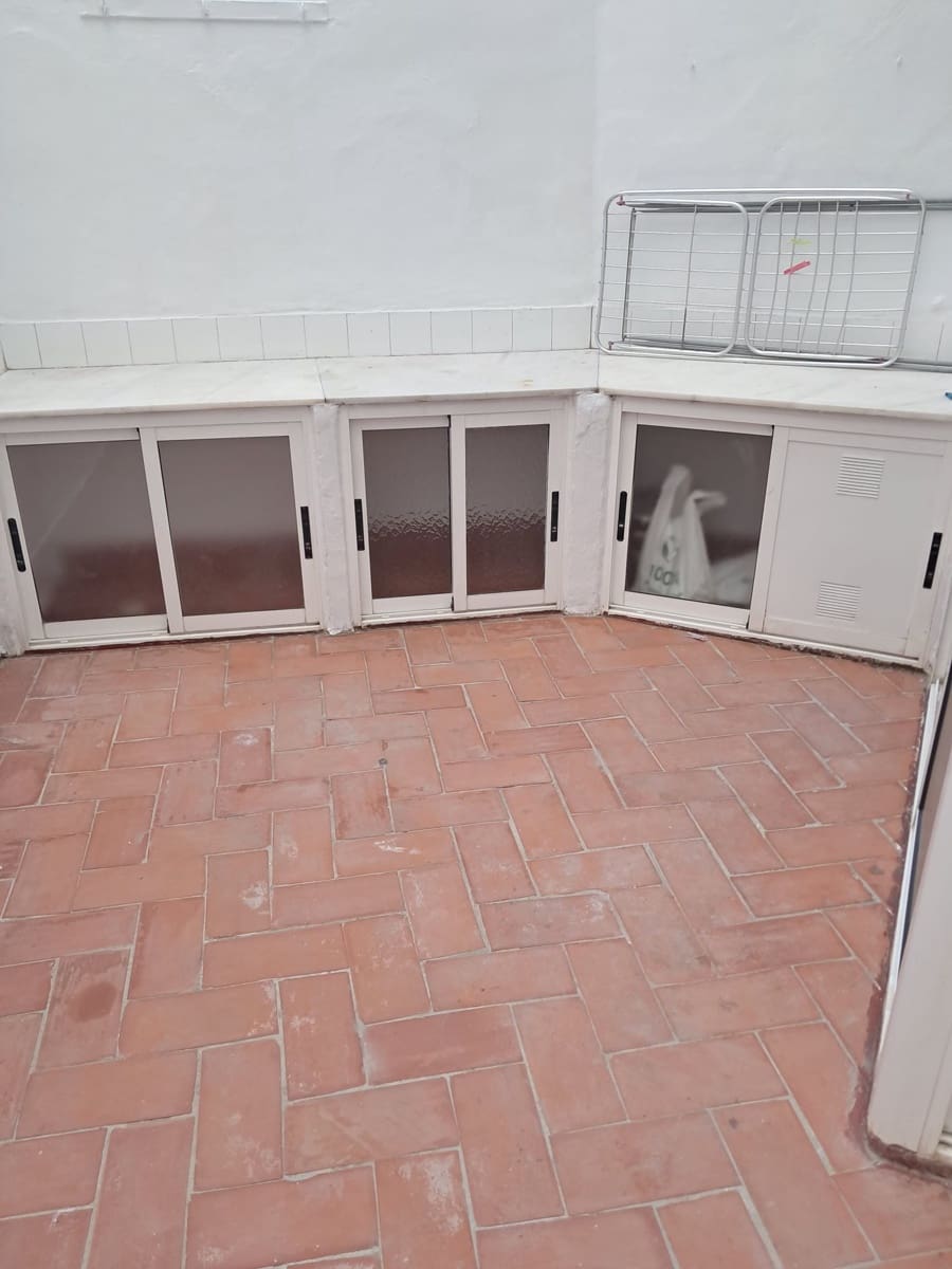 4 Zimmer Apartment zu vermieten in Oliva - 700 € (Ref: 9969118)