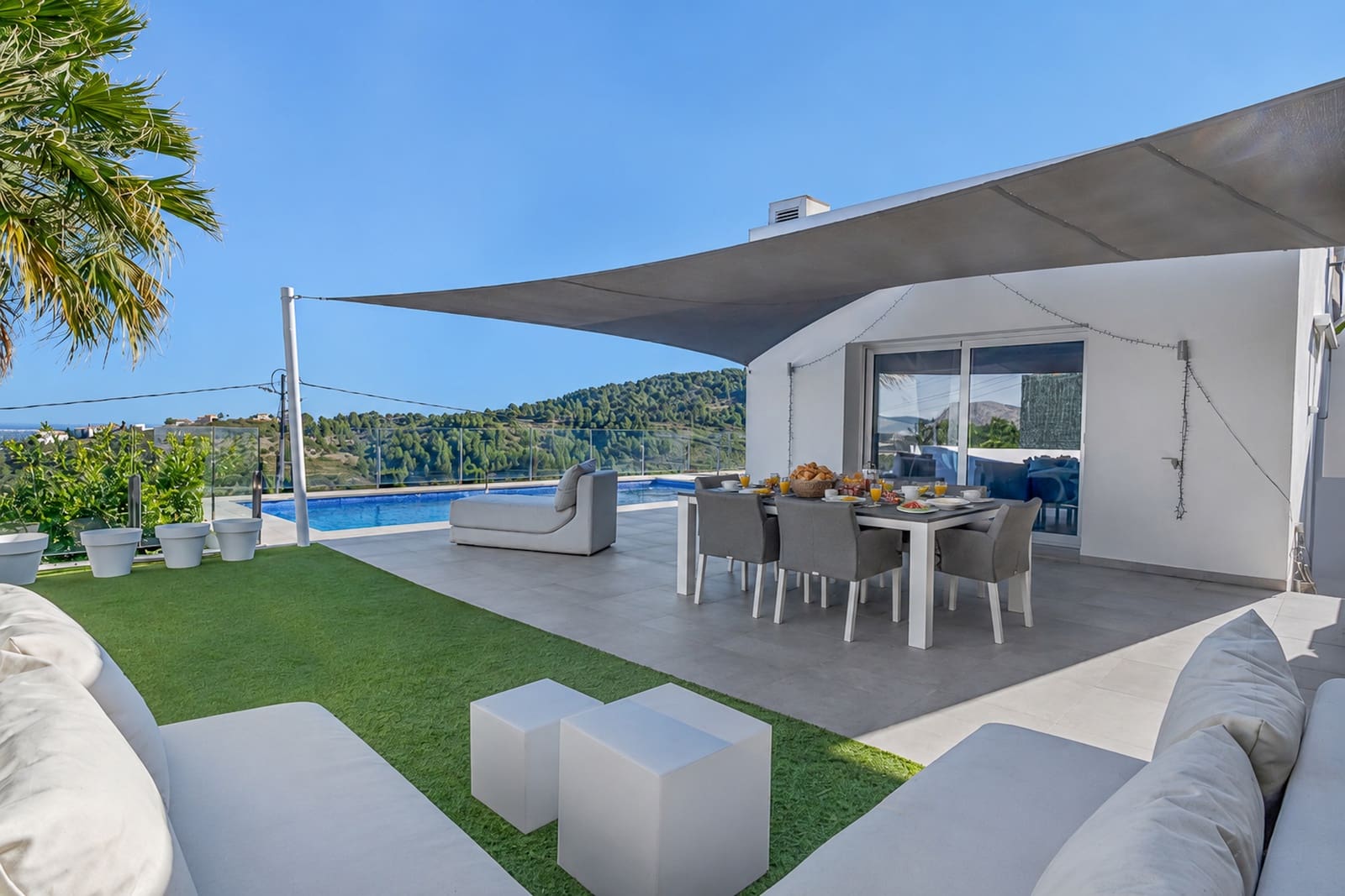 3 soverom Villa til salgs i Orba med svømmebasseng - € 625 000 (Ref: 9994689)