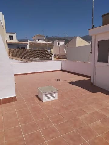 Casa de 3 habitaciones en Centro, Nerja en venta - 455.000 € (Ref: 10000612)
