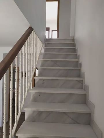 Casa de 3 habitaciones en Centro, Nerja en venta - 455.000 € (Ref: 10000612)