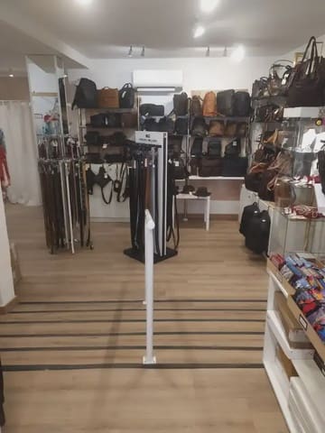 Gewerbe zu vermieten in Centro, Nerja - 2.000 € (Ref: 10005931)