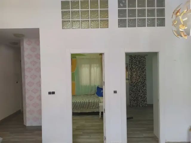 Komercyjne na sprzedaż w Centro Internacional, Torrox - 180 000 € (Ref: 10009691)